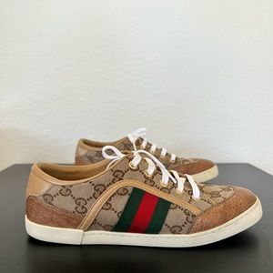 Classic Gucci Women's GG Sneakers Size 7 (37)
